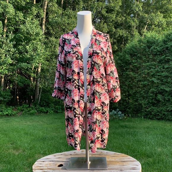 Jacqueline de Yong ⎮ Floral open kimono - Picture 1 of 7